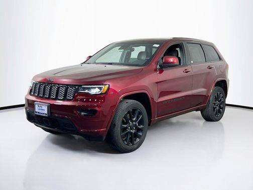 2022 Jeep Grand Cherokee Laredo