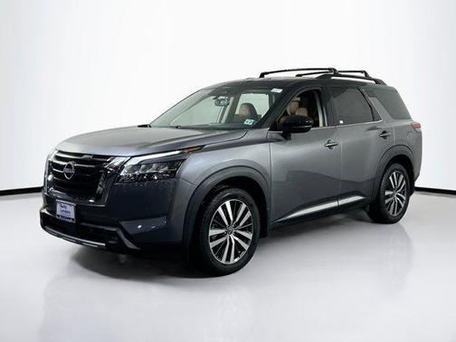 2022 Nissan Pathfinder Platinum 4WD