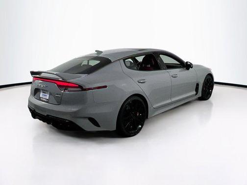 2022 Kia Stinger GT2