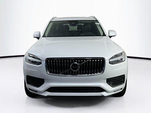2023 Volvo XC90 B5 Core