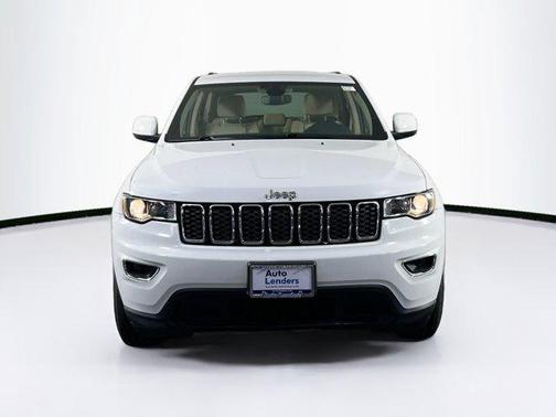 2022 Jeep Grand Cherokee Laredo