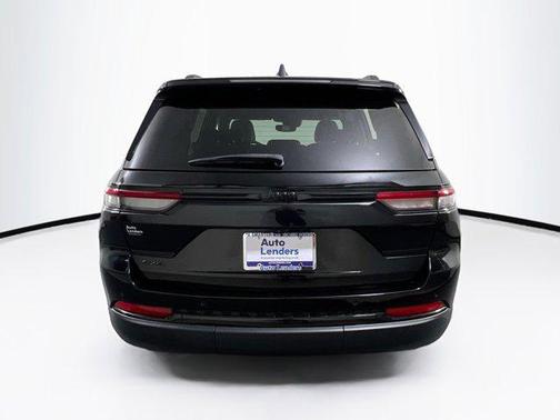 2022 Jeep Grand Cherokee Altitude