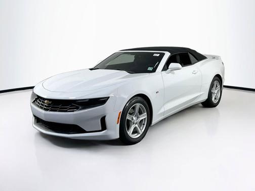 Summit White 2023 Chevrolet Camaro 1LT