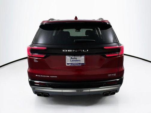 2025 GMC Acadia Denali