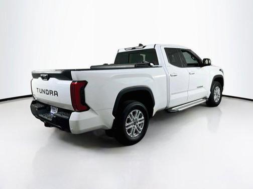 White 2022 Toyota Tundra SR5