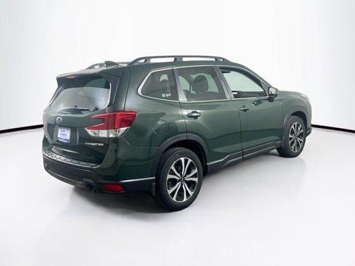 Cascade Green Silica 2023 Subaru Forester Limited