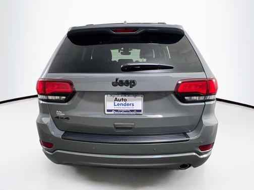2022 Jeep Grand Cherokee Laredo