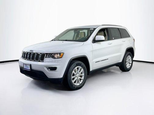 2022 Jeep Grand Cherokee Laredo