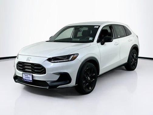 Platinum White Pearl 2023 Honda HR-V AWD Sport
