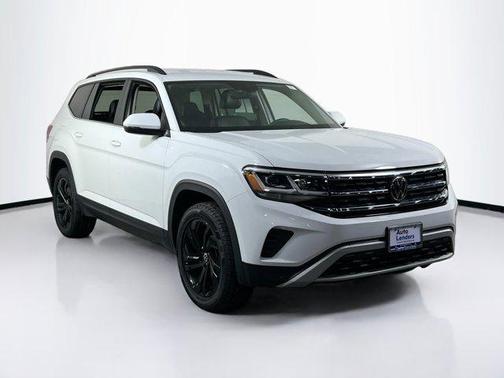 2023 Volkswagen Atlas 3.6L SE w/Technology