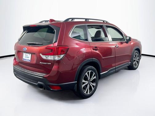 Crimson Red Pearl 2022 Subaru Forester Limited