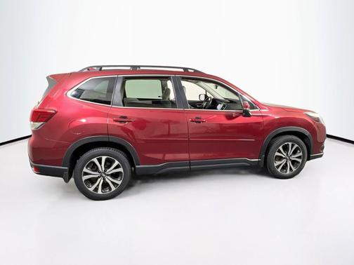 Crimson Red Pearl 2022 Subaru Forester Limited