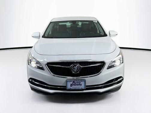 2017 Buick LaCrosse Essence
