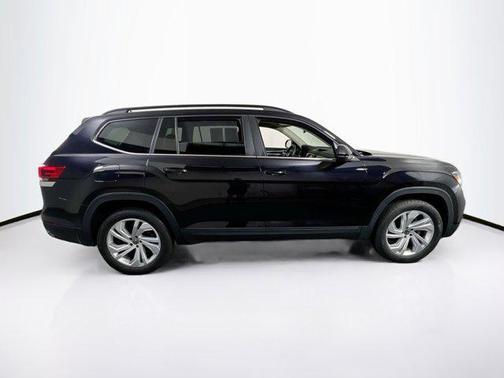 2022 Volkswagen Atlas 3.6L SE w/Technology
