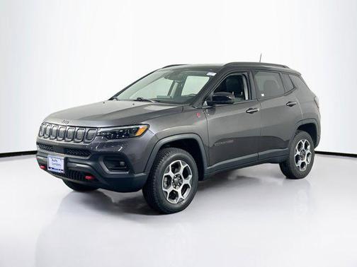 Granite Crystal Metallic Clearcoat 2022 Jeep Compass Trailhawk