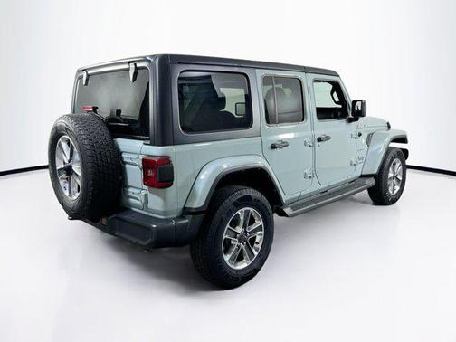 2023 Jeep Wrangler 4-Door Sahara 4x4