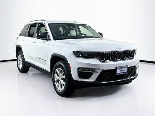 Bright White Clearcoat 2023 Jeep Grand Cherokee Limited