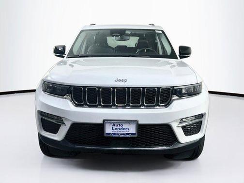 Bright White Clearcoat 2023 Jeep Grand Cherokee Limited