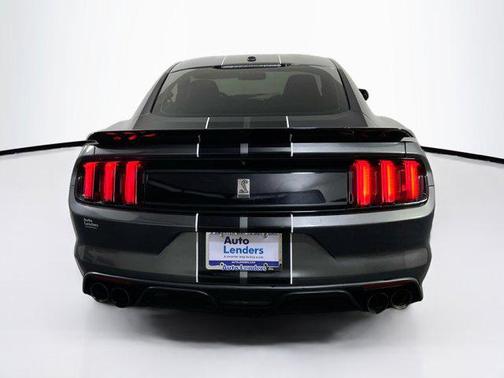 2018 Ford Shelby GT350 Base