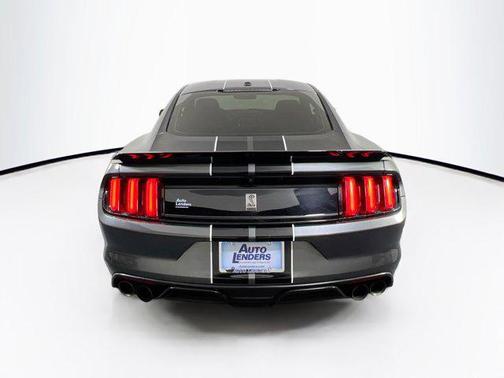 2018 Ford Shelby GT350 Base