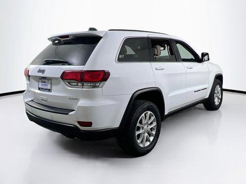 2022 Jeep Grand Cherokee Laredo