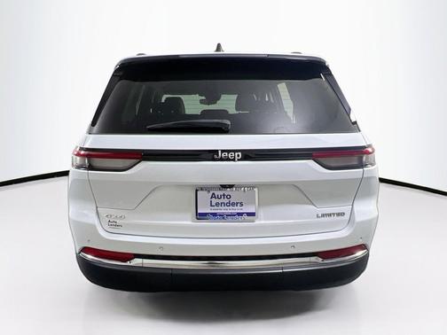 Bright White Clearcoat 2023 Jeep Grand Cherokee Limited