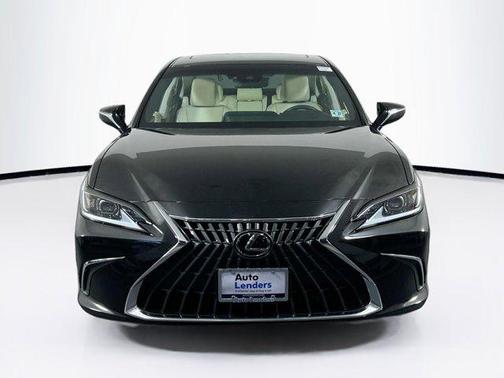 2022 Lexus ES 350 Base