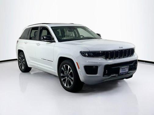 2022 Jeep Grand Cherokee Overland