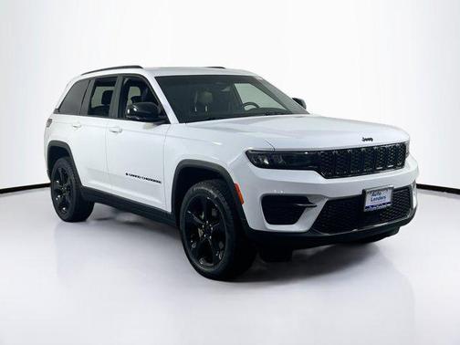 2022 Jeep Grand Cherokee Altitude