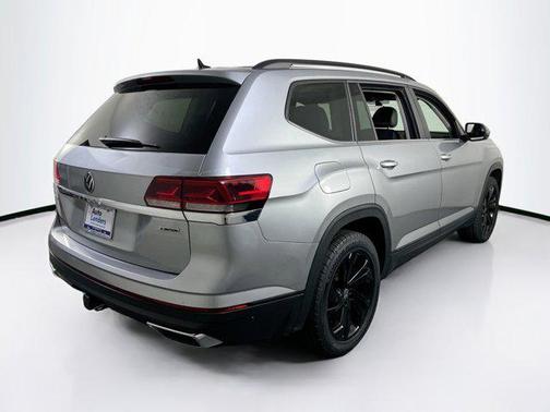 2022 Volkswagen Atlas 3.6L SE w/Technology