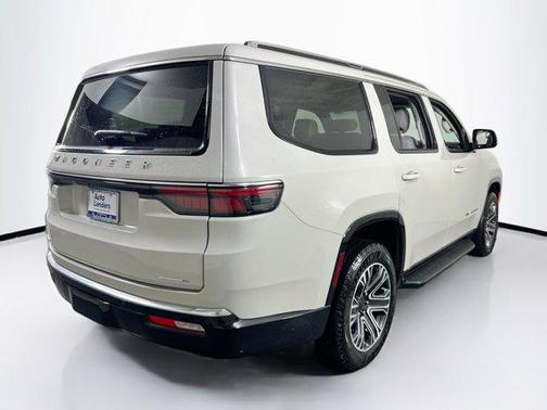 2022 Jeep Wagoneer Series III 4x4