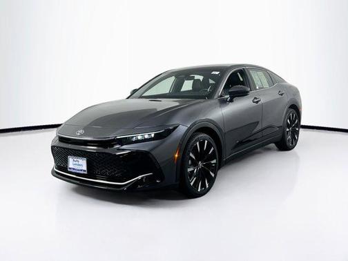 2023 Toyota Crown Platinum