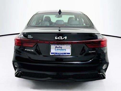 Aurora Black 2023 Kia Forte GT-Line