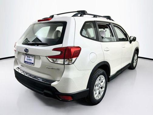 Crystal White Pearl 2023 Subaru Forester Base