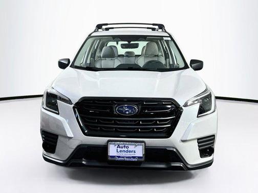 Crystal White Pearl 2023 Subaru Forester Base