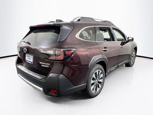2023 Subaru Outback Touring