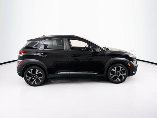 Abyss Black Pearl 2023 Hyundai KONA Limited