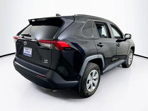 Midnight Black Metallic 2019 Toyota RAV4 LE