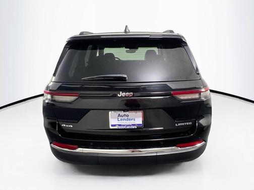 Diamond Black Crystal Pearlcoat 2023 Jeep Grand Cherokee Limited