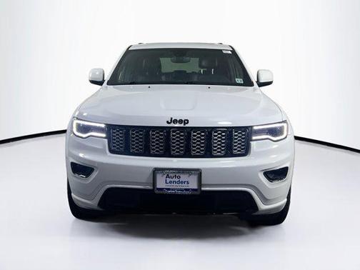 2022 Jeep Grand Cherokee Laredo