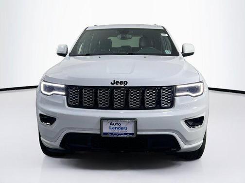 2022 Jeep Grand Cherokee Laredo