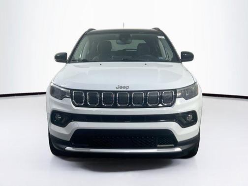 Bright White Clearcoat 2022 Jeep Compass Limited