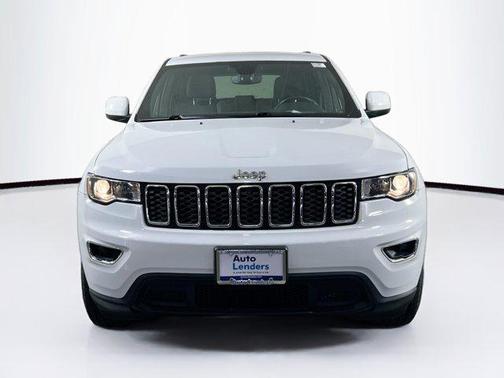 2022 Jeep Grand Cherokee Laredo