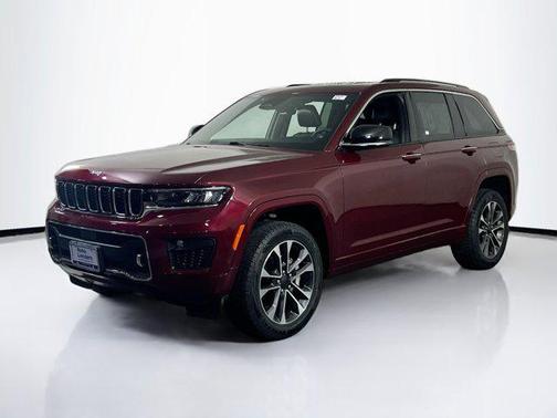 Velvet Red Pearlcoat 2023 Jeep Grand Cherokee Overland