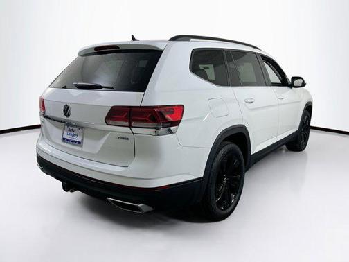2023 Volkswagen Atlas 3.6L SE w/Technology