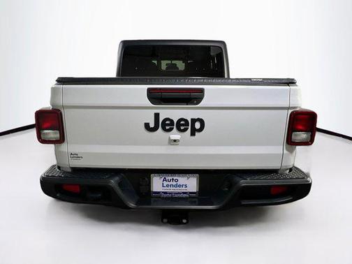 Bright White Clearcoat 2022 Jeep Gladiator Altitude 4x4