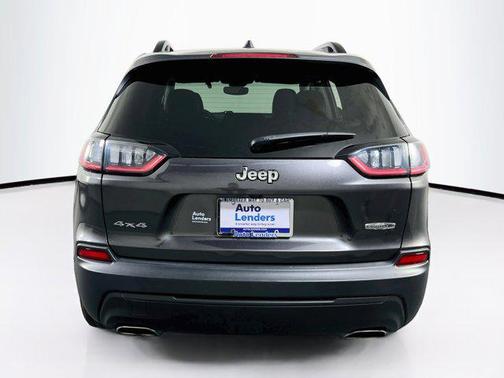 Granite Crystal Metallic Clearcoat 2022 Jeep Cherokee Latitude Lux