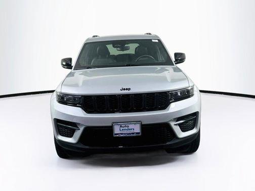 Silver Zynith 2023 Jeep Grand Cherokee Altitude