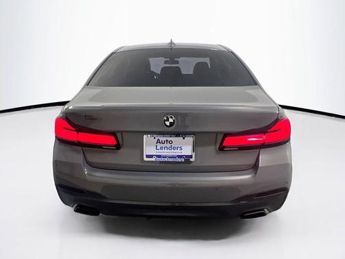 Bernina Grey Amber Effect Metallic 2021 BMW 530 xDrive