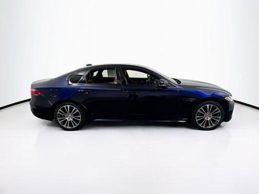 2022 Jaguar XF R-Dynamic SE P300 AWD Automatic